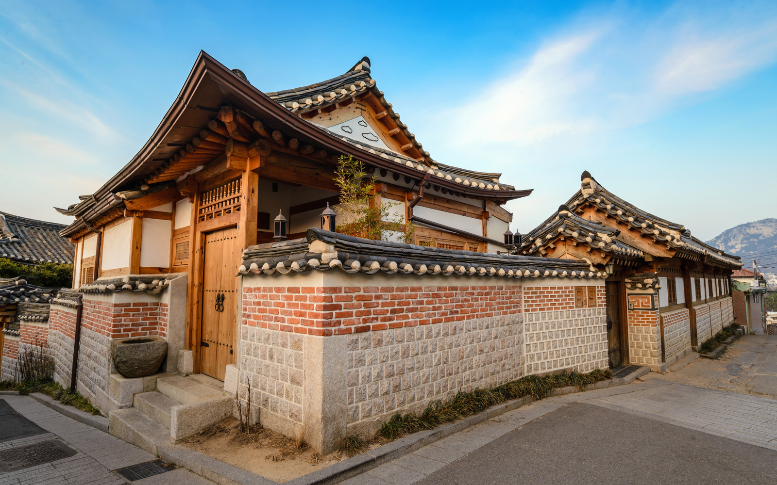 South Korea Spring and Summer Tour 2026 - Image 2